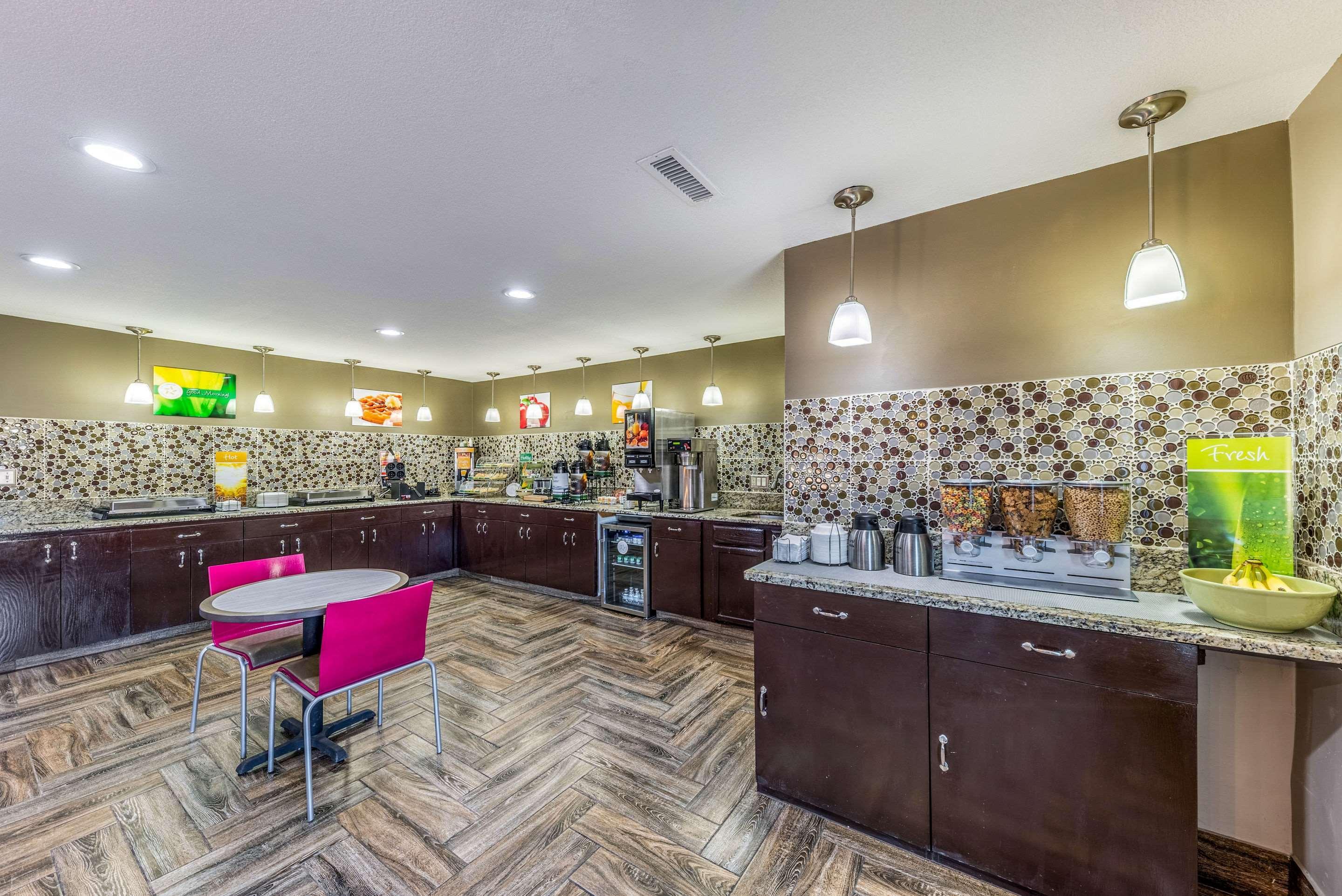 Quality - Tulsa Inn Glenpool